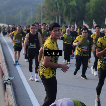 Runner Photo 7118759