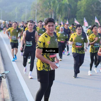 Runner Photo 7118762