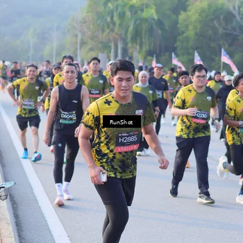 Runner Photo 7118768