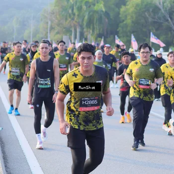Runner Photo 7118777