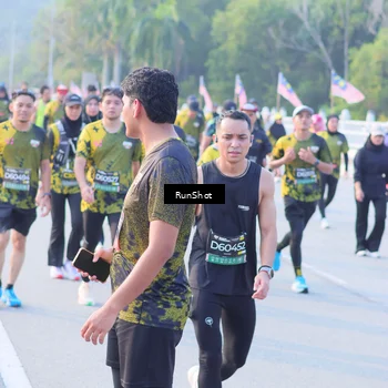 Runner Photo 7118783