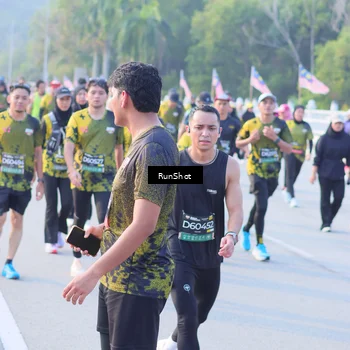 Runner Photo 7118786