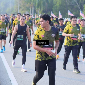 Runner Photo 7118797