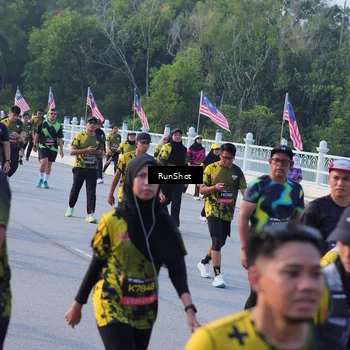 Runner Photo 7118806