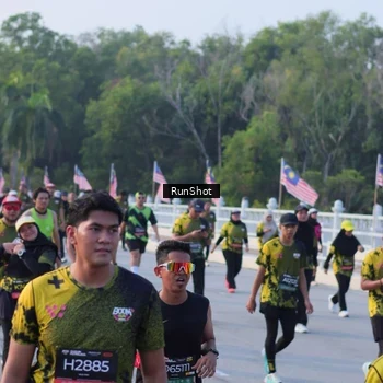 Runner Photo 7118820