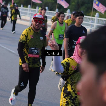 Runner Photo 7118844