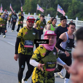 Runner Photo 7118846