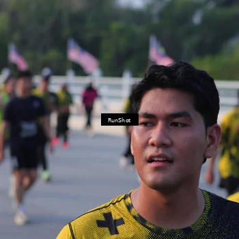Runner Photo 7118857