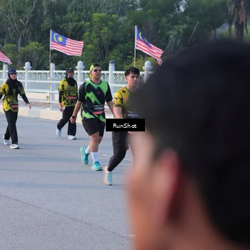 Runner Photo 7118861