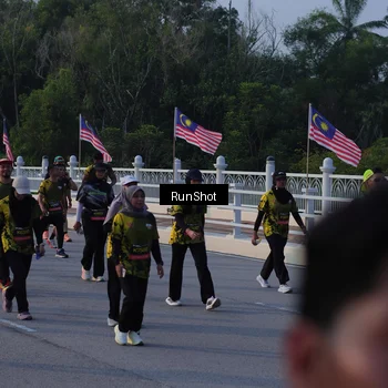 Runner Photo 7118872