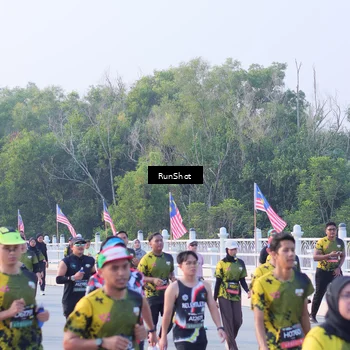 Runner Photo 7118884