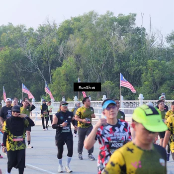 Runner Photo 7118900
