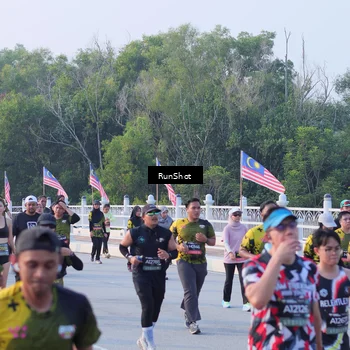 Runner Photo 7118901