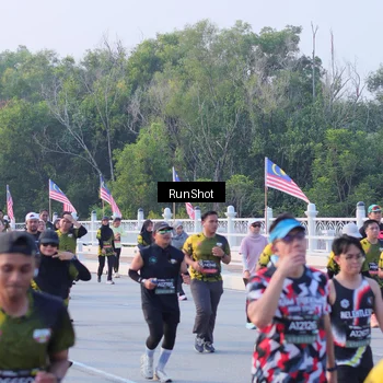 Runner Photo 7118904