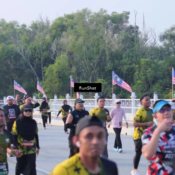 Runner Photo 7118910