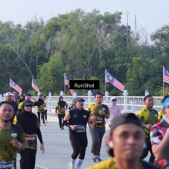 Runner Photo 7118912