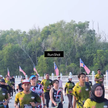 Runner Photo 7118913