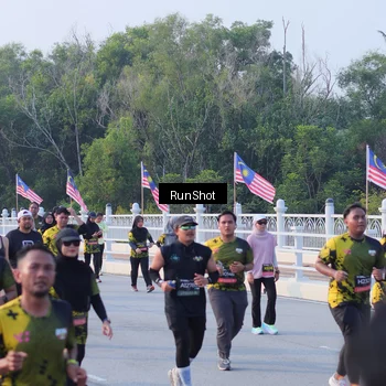 Runner Photo 7118916