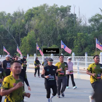 Runner Photo 7118918