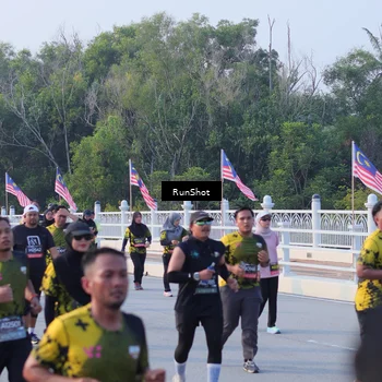 Runner Photo 7118919