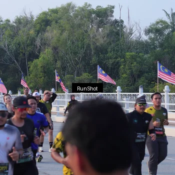 Runner Photo 7118928