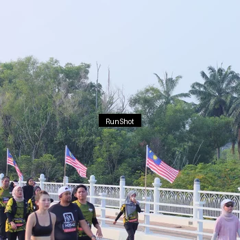 Runner Photo 7118937