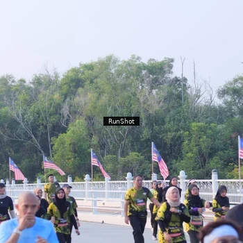 Runner Photo 7118955