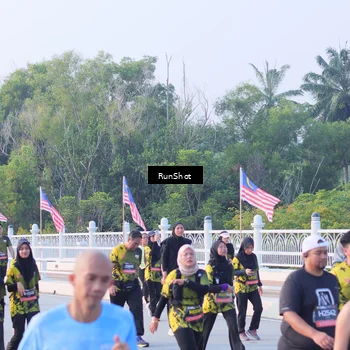 Runner Photo 7118957