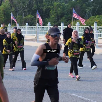 Runner Photo 7118968