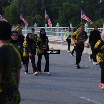 Runner Photo 7118977