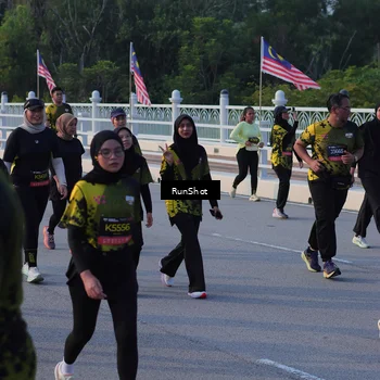 Runner Photo 7119004