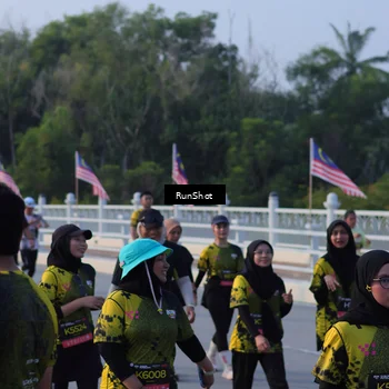 Runner Photo 7119010