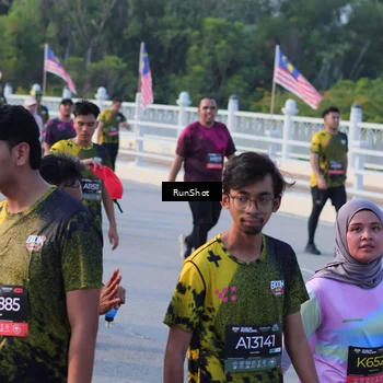Runner Photo 7119053