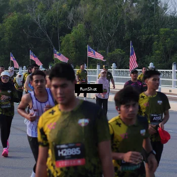 Runner Photo 7119065
