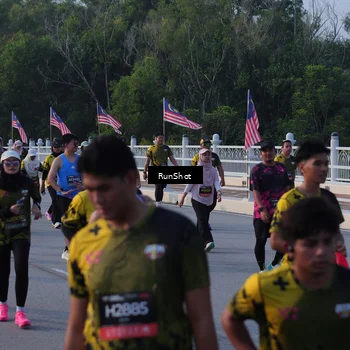 Runner Photo 7119066