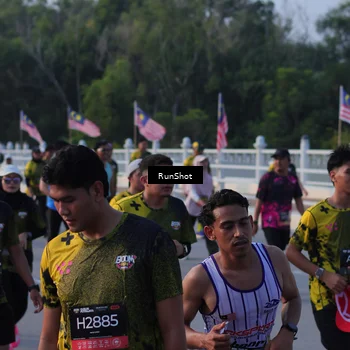 Runner Photo 7119070