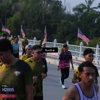 Runner Photo 7119073
