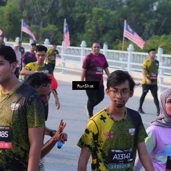Runner Photo 7119075
