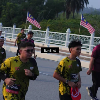 Runner Photo 7119092