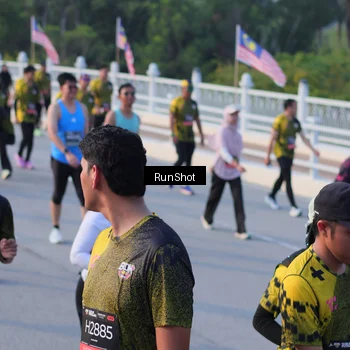 Runner Photo 7119099