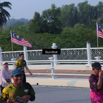 Runner Photo 7119101