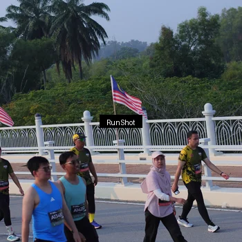 Runner Photo 7119112