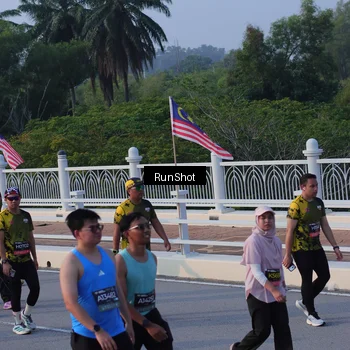 Runner Photo 7119115