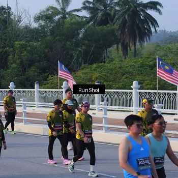 Runner Photo 7119117