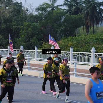 Runner Photo 7119131