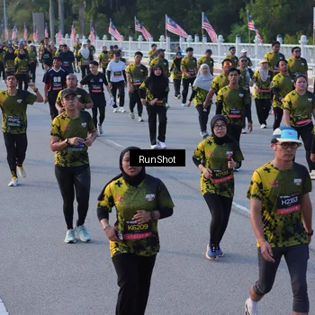 Runner Photo 7119138