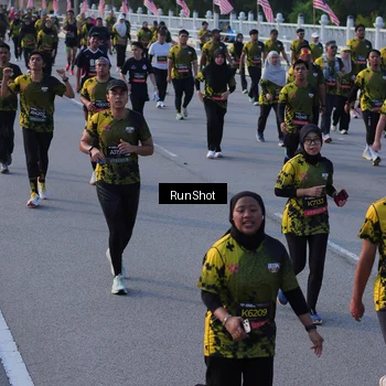 Runner Photo 7119148