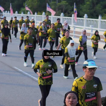 Runner Photo 7119152