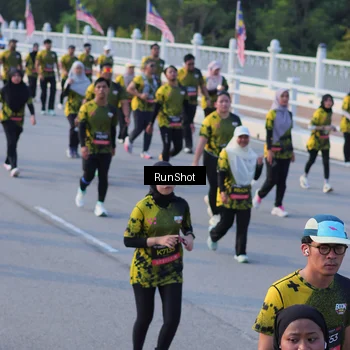 Runner Photo 7119154