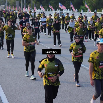 Runner Photo 7119165